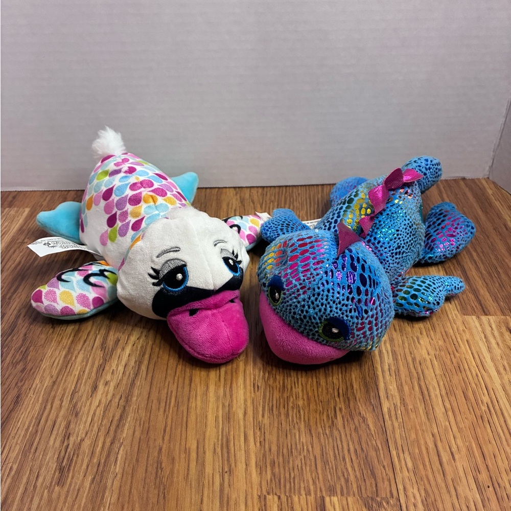 Cutetitos Partytitos Changito Chamelon And Islanditos Swanito Plushies Bundle